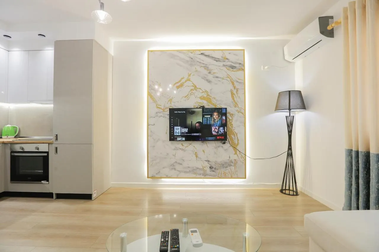 Miku Apartment - Dreamy Apartment At Wilson Square 티라나 0*,  알바니아