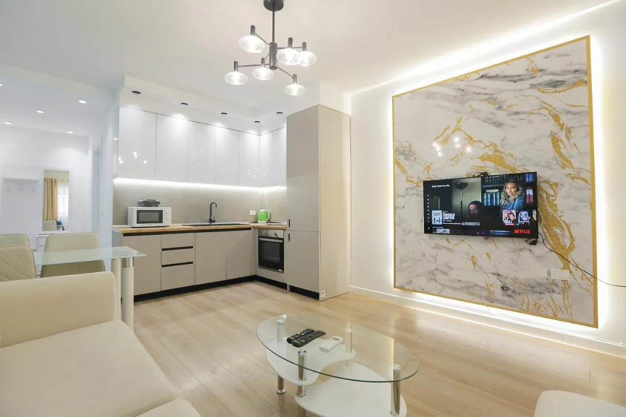 Miku Apartment - Dreamy Apartment At Wilson Square 티라나 알바니아